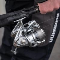 ราคา รอก Shimano Nasci ปี21 รอกสปินตีเหยื่อปลอม (40709198954)