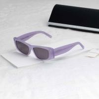 ราคา แว่นกันแดด Givenchy : GV40048F 78A SIZE 56 MM. (25580544497)