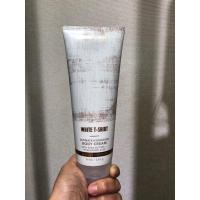 ราคา White T-Shirt ผลิตปี2022 สินค้าจากชอปอเมริกา Bath&BodyWorks BodyCream ครีมหลอด 226g กลิ่นหอม สะอาด (24877005269)