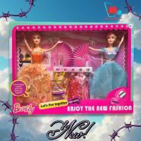 ราคา ตุ๊กตาเซตบาร์บี้ ตุ๊กตา 2 ตัว พร้อมชุดแฟชั่นให้เปลี่ยน + พัด 2 อัน ✨ (29781366467)