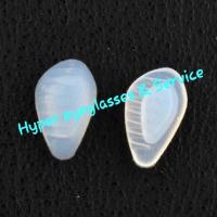 ราคา Nosepad แป้นจมูก Nike✔ แบบกดทรงหยดน้ำ สีขาว 1คู่ (23183432502)