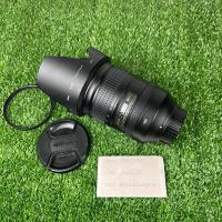 Nikon AF-S 28-300MM. F3.5-5.6G ED VR