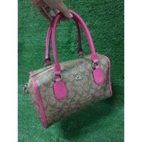 ราคา Coach F34084 แท้ used ขนาดกระเป๋า 9"x  6"x 6" นิ้ว (3501609217)