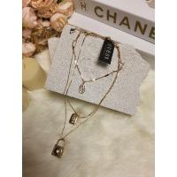 ราคา สร้อยคอสีทอง3layer แบรนด์ Guess (27925527414)