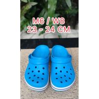 ราคา crocs แท้มือสอง รองเท้าแบรนด์แท้มือสอง (22825704421)