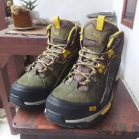 ราคา รองเท้ากลางแจ้งมือสองจากแบรนด์ K2 Goretex sz 42 (26704027793)