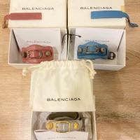 ราคา ส่งต่อ Balenciaga Braceletsแท้ ไม่ค่อยได้ใช้แล้วค่ะ (7341731867)
