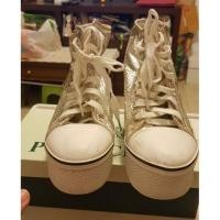 ราคา รองเท้าผ้าใบแฟชั่นส้นตึกมือสอง ตำหนิตามภาพ ขนาด39 (1637132647)