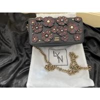 ราคา กระเป๋า LYN แท้ มือสอง (17782654861)