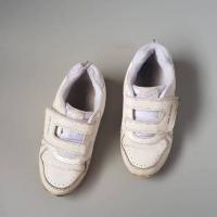 ราคา Dr.kong รองเท้าสุขภาพ ผ้าใบสีขาวพละเด็กผู้หญิง sz 32 มือสอง (25334130366)