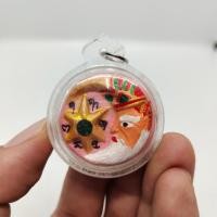 ราคา ดาวเคียงเดือน หลวงพ่อสมชาย วัดหนองขริ้น เลี่ยมกรอบกันน้ำอย่างดี สุดยอดเครื่องรางเสน่ห์เมตตาเรียกโชคลาภเงินทอง (28817838425)