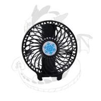 ราคา Mini Fan USB พัดลมพกพา พัดลมมือถือ มีไฟ LED พกพาสะดวก พัดลมตั้งโต๊ะ พร้อมถ่านชาร์จ (7331124810)