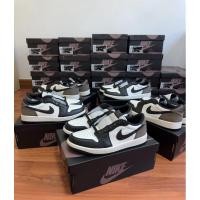 ราคา Nike Jordan 1 Retro Low OG Mocha ( ของแท้100% | พร้อมส่ง ) (25435812950)