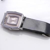 ราคา นาฬิกา Vintage มือสองญี่ปุ่น MICKY MOUSE ใหม่ไม่เคยใช้ UNISEX ทรงสี่เหลี่ยม กรอบเงิน หน้าปัดการ์ตูน หน้าปัด31มม สายหนัง (21382160340)