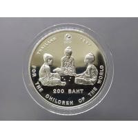 ราคา เหรียญเงินขัดเงา 200 บาท เด็กเล่นหมากเก็บ 50 ปี องค์การทุนเพื่อเด็กแห่งสหประชาชาติ 2540 พร้อมกล่องใบเซอร์ (13258265144)