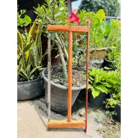 ราคา เลื่อยคันธนู เลื่อยคันธนูทรงโบราณ โครงไม้ทำจากไม้ประดู่ เเข็งเเรงทนทาน ด้ามจับถนัดมือ ขนาด 21นิ้ว กับ 24นิ้ว งานทำมือ (27910327415)