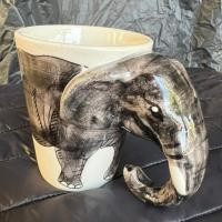 ราคา แก้วเซรามิค รูปช้าง แก้วช้างของฝาก แก้วของขวัญ ขนาด 10x8cm หรือ 300ml หรือ 10oz เนื้อสโตนแวร์ stoneware เข้าไมโครเวฟได้ (28526911170)