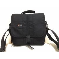 Lowepro adventura 170