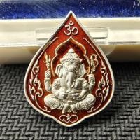 ราคา เหรียญพระพิฆเนศ หลวงพ่อสุนทร วัดหนองสะเดา จ.สระบุรี ปี 2556 เนื้อเงินลงยาแดง สร้างน้อยหายาก พร้อมกล่องเดิม (23270485196)