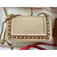 ราคา กระเป๋า charles & keith ของแท้ รุ่นหน้าโซ่ (8250100587)