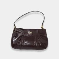 ราคา กระเป๋า Coach ใบเล็ก คล้องมือ หนังแก้วสีน้ำตาลเข้มแดง (11258962081)