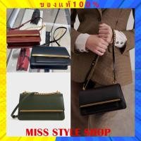 ราคา กระเป๋าCHARLES & KEITH กระเป๋าสะพายข้าง คลัตช์ Black Metallic Accent Evening Clutch สินค้าแท้% พร้อมส่ง (4373981518)