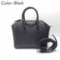 ราคา Givenchy Mini Antigona in Black Grain Leather (1700883667)