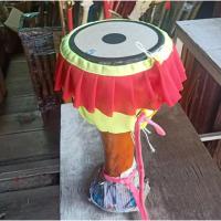 ราคา กลองยาว กลองเด็ก กลองยาวสำหรับเด็ก กลองไม้ ขนาดหน้ากว้าง 5 นิ้ว สูง 37 ซม.เครื่องดนตรีไทย (คละสีผ้า )กลองยาวเด็กอย่างดี (7061775500)