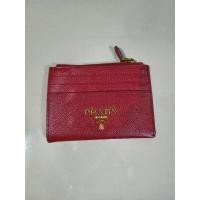 ราคา Prada Wallet Saffiano Leather สีแดง ของแท้ มือสอง (25802057133)