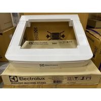 ราคา ส่งต่อ ฐานรองเครื่องซักผ้า ELECTROLUX UltimateCare 500 (9 kg) รุ่น EWF9024P5WB มือ 1 อยู่ในกล่องไม่เคยแกะ (25528474253)