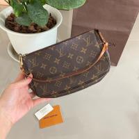 ราคา Lv พอช มือสองของแท้ค่ะ (รบกวนทั่กแชทก่อนสั่งค่ะ) (15120870357)