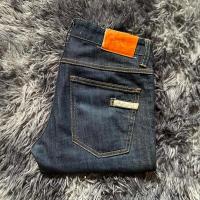 ราคา Plac Berlin Slim Straight Basic Line Jeans (ไซส์ 29) (27087917517)