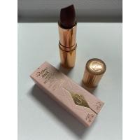 ราคา Charlotte Tilbury Lipstick Pillow Talk Matte Revolution 3.5g #Pillow Talk Medium (22326260929)