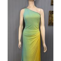 ราคา ชุดราตรียาวเขียวเหลือง ทรูโทน ไล่สี บ่าเดี่ยว งานส่งต่อ Used (41505439131)