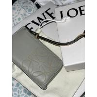 ราคา NEW! LOEWE CARD HOLDER สีเขียวอ่อนน่ารัก (21371658381)