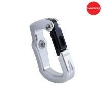 ราคา ขอเกี่ยว สีเงิน รหัสสินค้า BKF-F8257-M3-SV สำหรับรถ YAMAHA FAZZIO แท้เบิกศูนย์100% (19392204626)