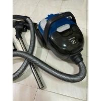 ราคา Electrolux เครื่องดูดฝุ่นแบบกล่อง รุ่นZ1230CB (1,600 วัตต์) (27152949649)