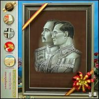 ราคา กรอบรูปมงคลบูชาชุด มหาราชสองพระองค์ ร.5+ร.9 48 cm x 63cm(ของที่ระลึก ของขวัญขึ้นบ้านใหม่ ของมงคล กรอบรูปตกแต่งบ้าน ) (27119356261)