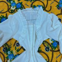 ราคา เสื้อเชิ้ตสีขาวแขนยาวสไตล์เลดี้ผู้ดี ไซส์ S - M (25479625291)