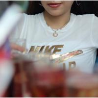 ราคา เสื้อบอดี้สูท สีขาว ปักลาย Nike Air สีทอง (5836936444)