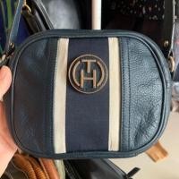 ราคา กระเป๋าสะพาย Tommy Hilfiger ของแท้ (5831368841)