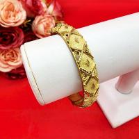 ราคา กำไลงานดิบทองเหลืองลายข้าวหลามตัดฉลุลาย ตะขอคลิปล็อค เส้นผ่านศูนย์กลาง 6 ซม.ลายไทยโบราณ ไทยประยุกต์ งานดิบไม่ได้ชุบ (44453527451)