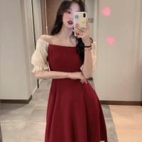 ราคา พร้อมส่งจากไทย ส่งเร็ว เดรสแขนตุ๊กตา เดรสคอเหลี่ยม สีแดง สีดำ ใส่ปาดไหล่ได้ ผ้าใส่สบาย (6149358104)