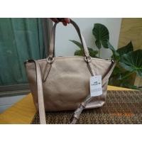 ราคา Coach รุ่นพัดมินิ สินค้ามือ1 ของแท้ % มีตำหนิป้ายหนังถลอก (22977006835)