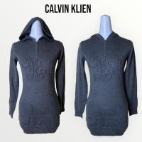 ราคา Calvin Klein เดรสฮู้ดสีเทาแขนยาว (24110671310)