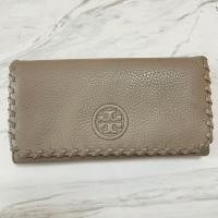 ราคา กระเป๋าสตางค์ Tory Bruch ใบยาว สภาพเหมือนใหม่ หนังแท้ (26822686266)