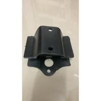 ราคา ยางรองแท่นเกียร์ธรรมดาปาเจโร่ ตัวเหลี่ยม (24184290410)