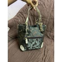 ราคา กระเป๋าถือ Tote Elle Paris Fullprint (44202421585)