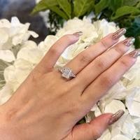 ราคา New available แหวนเพชร radiant cut 3.2กะรัต บ่าข้าง tapper 30ตัง รวม 3.8กะรัต⭐️ (25383885800)