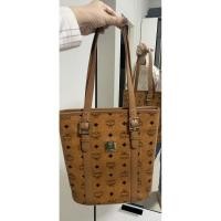 ราคา Used very like new MCM bucket 10” แท้ (3029173166)